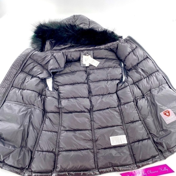 GAP Black Vest women’s size XS Hooded Faux Fur - Picture 11 of 14